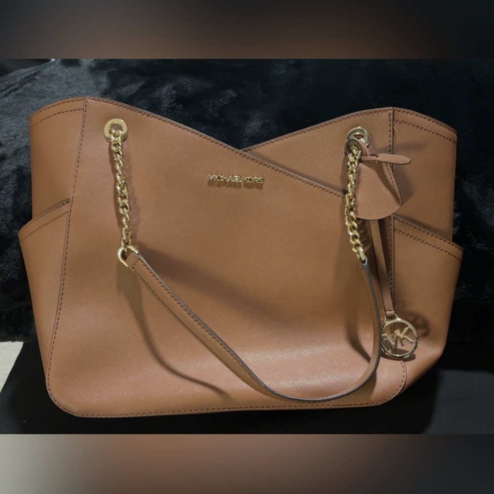 Michael Kors Tan Gold Shoulder Bag with Chain Details